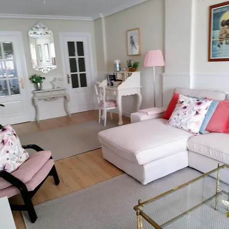 Espectacular Vivienda Junto A La Playa Y Paseo Maritimo En Apartment